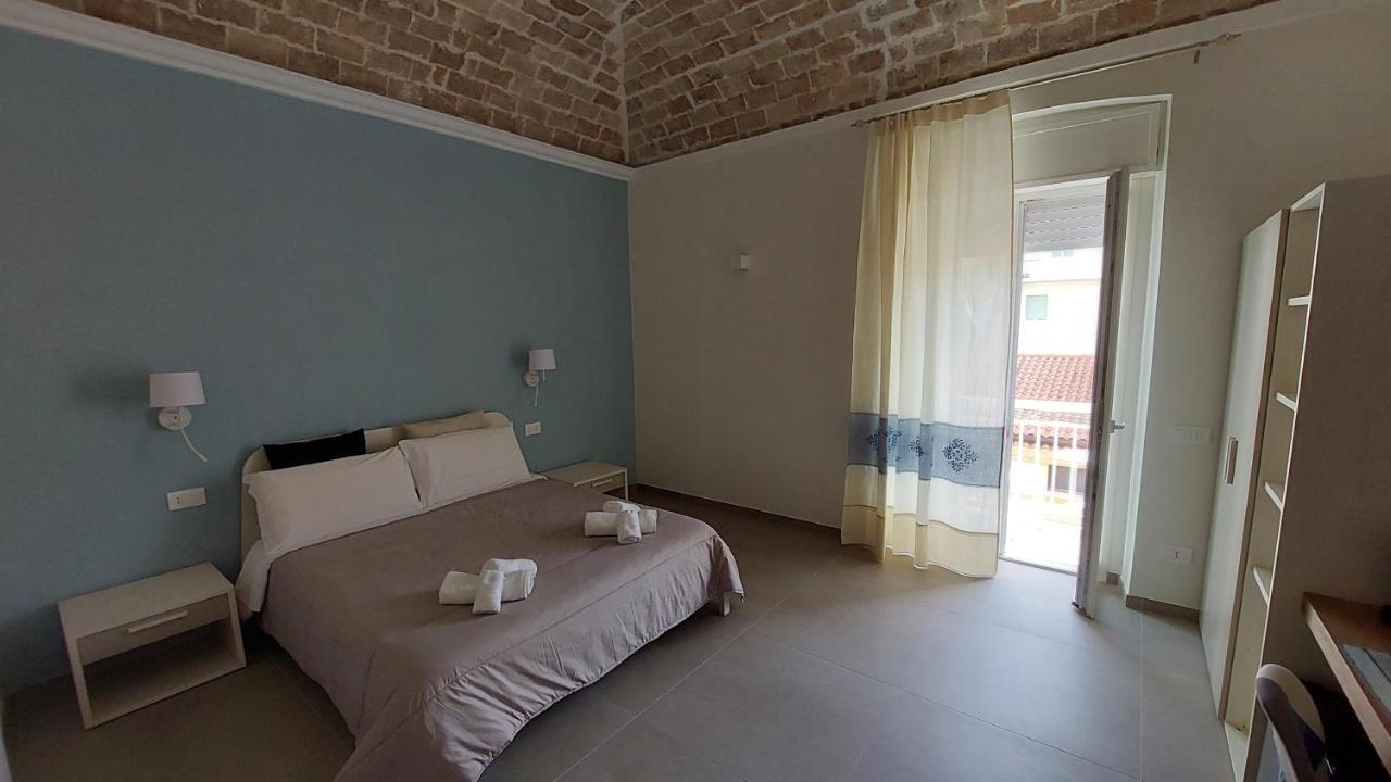 Victoria Royal Apartments & Rooms Termoli Exterior photo