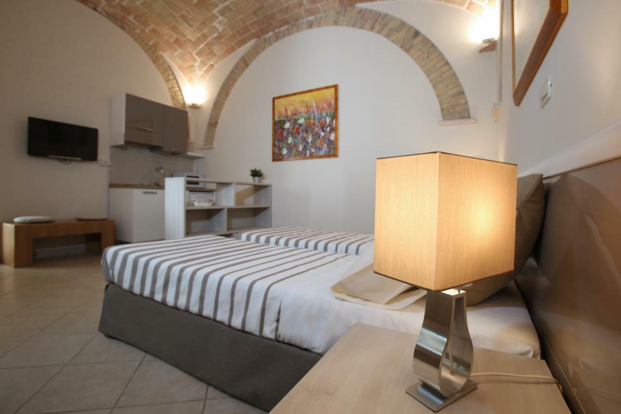 Victoria Royal Apartments & Rooms Termoli Exterior photo